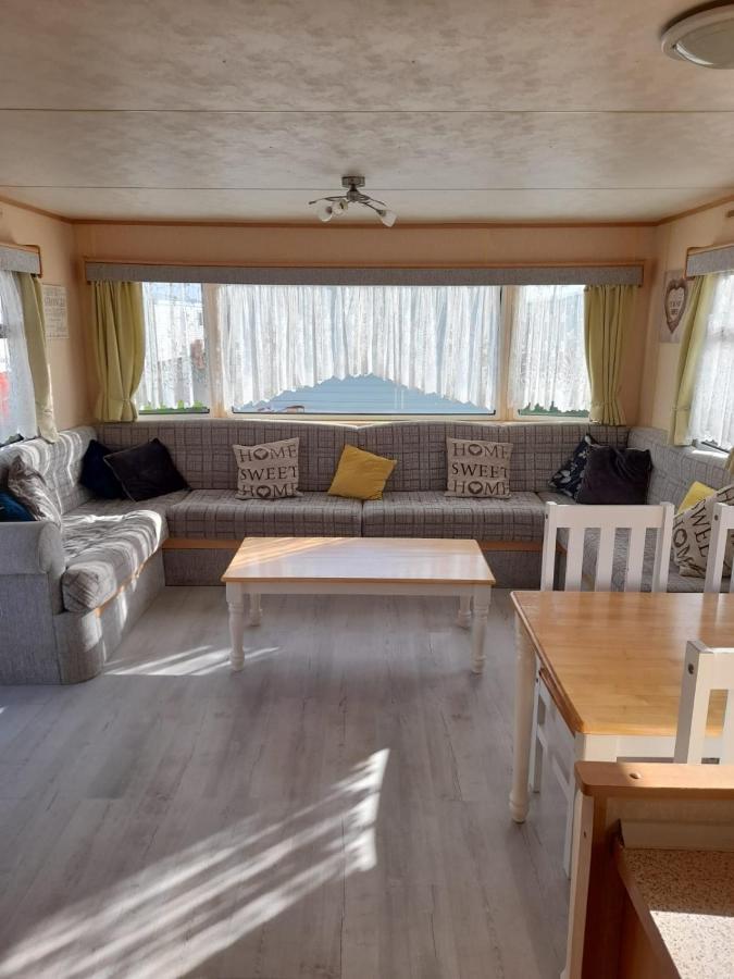 Kings Caravan - Family Groups Only - Very Quiet Park Skegness Exterior foto